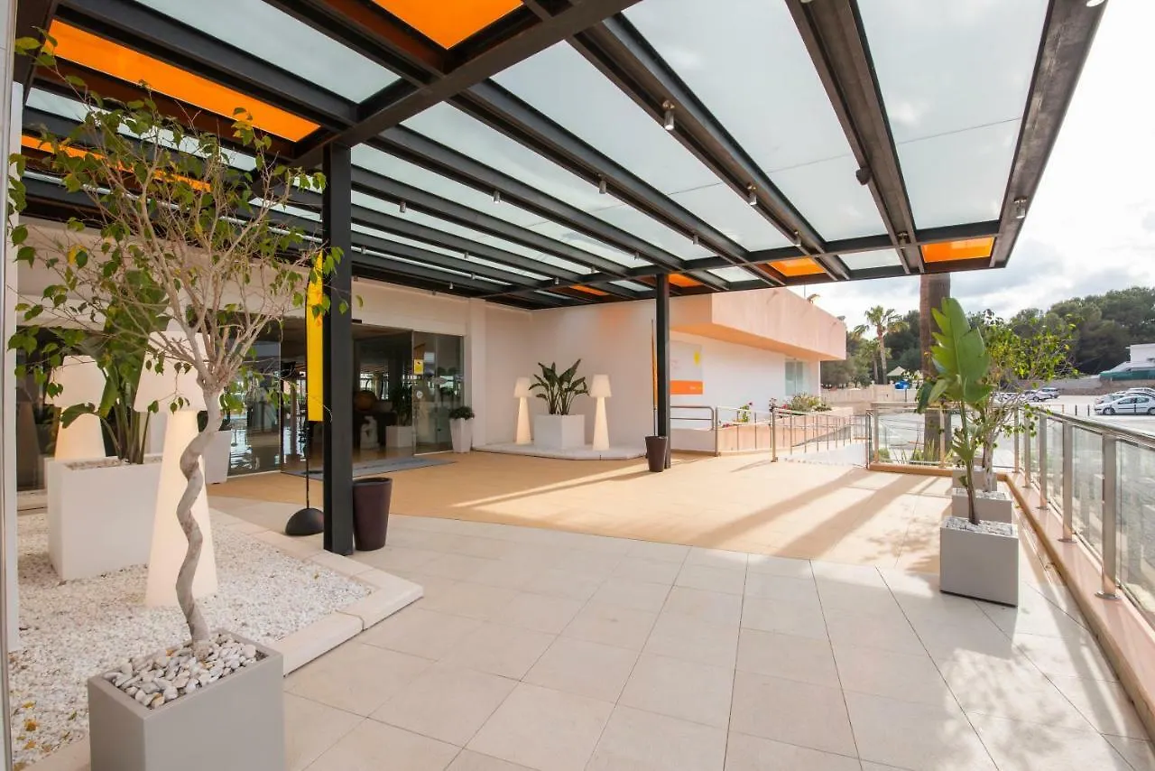 Hotel Caribe Es Cana 3*,